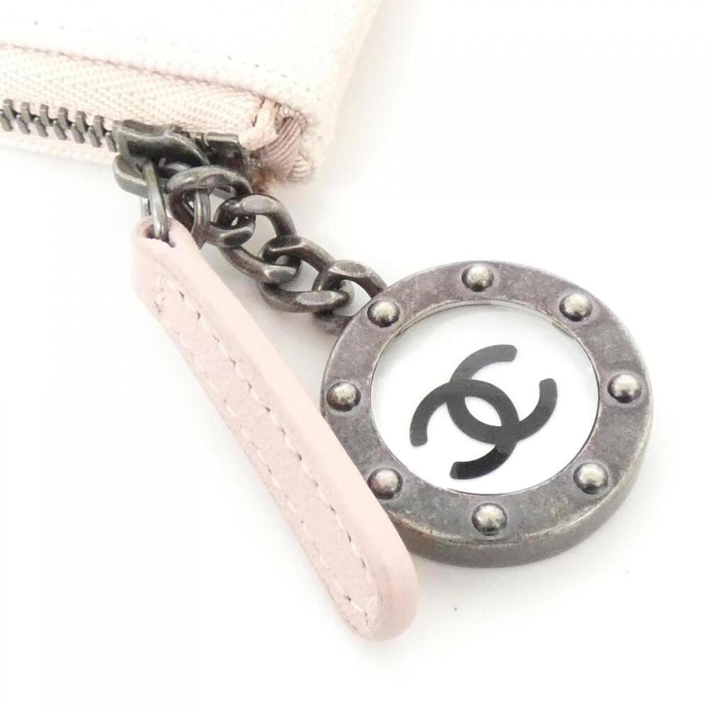 CHANEL Black Pouch - Picture 8 of 10